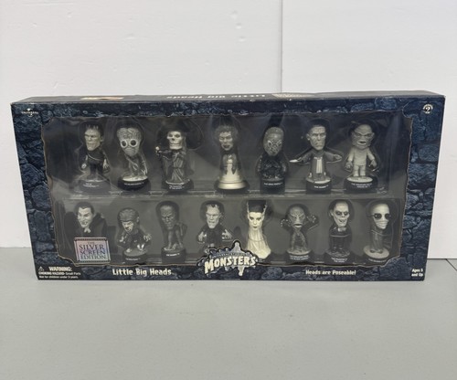 Universal monsters sideshow - universal,